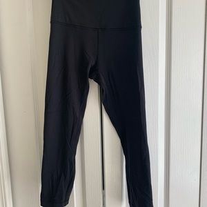 Lululemon align Capri